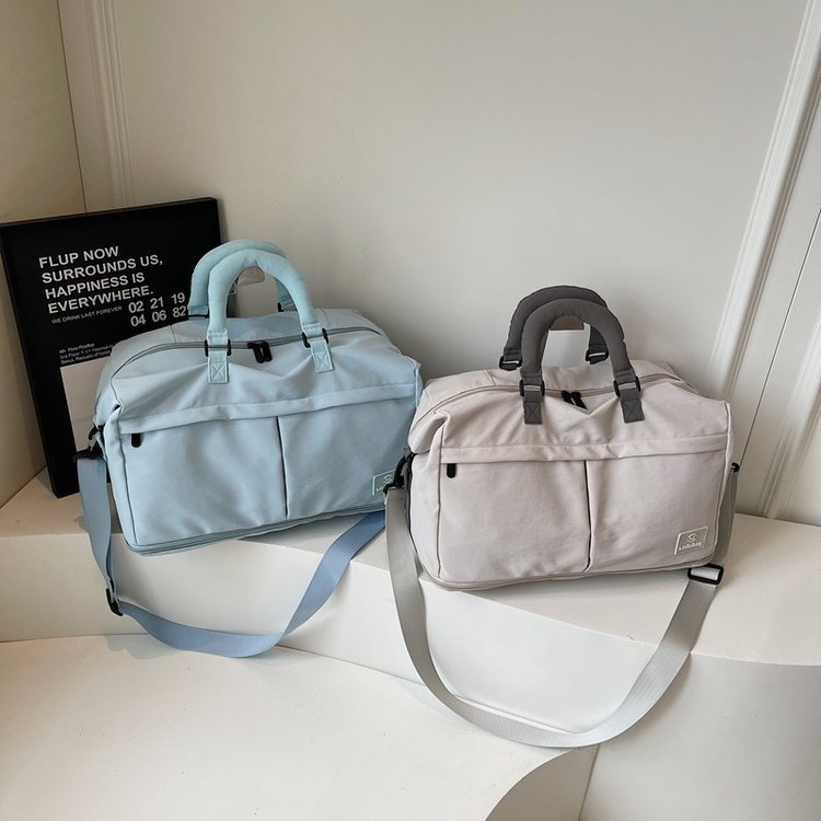 239.9SD -Brown Fashion: A Handbag That Interprets Fashion and Practicality-three identical bags