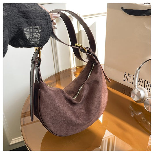 189.9USD--Simple and Elegant, a Versatile Choice - Handbag-Three identical handbags