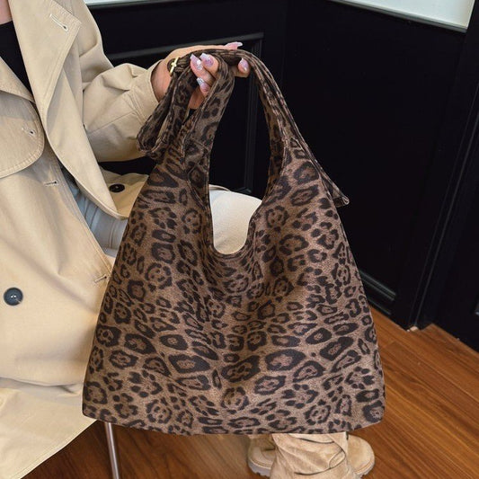 159.9 USD--Charming, Fashionable and Soft Shoulder Bag-two identical bags