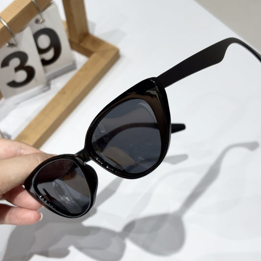 69.9 --Fashion sunglasses, sunglasses 